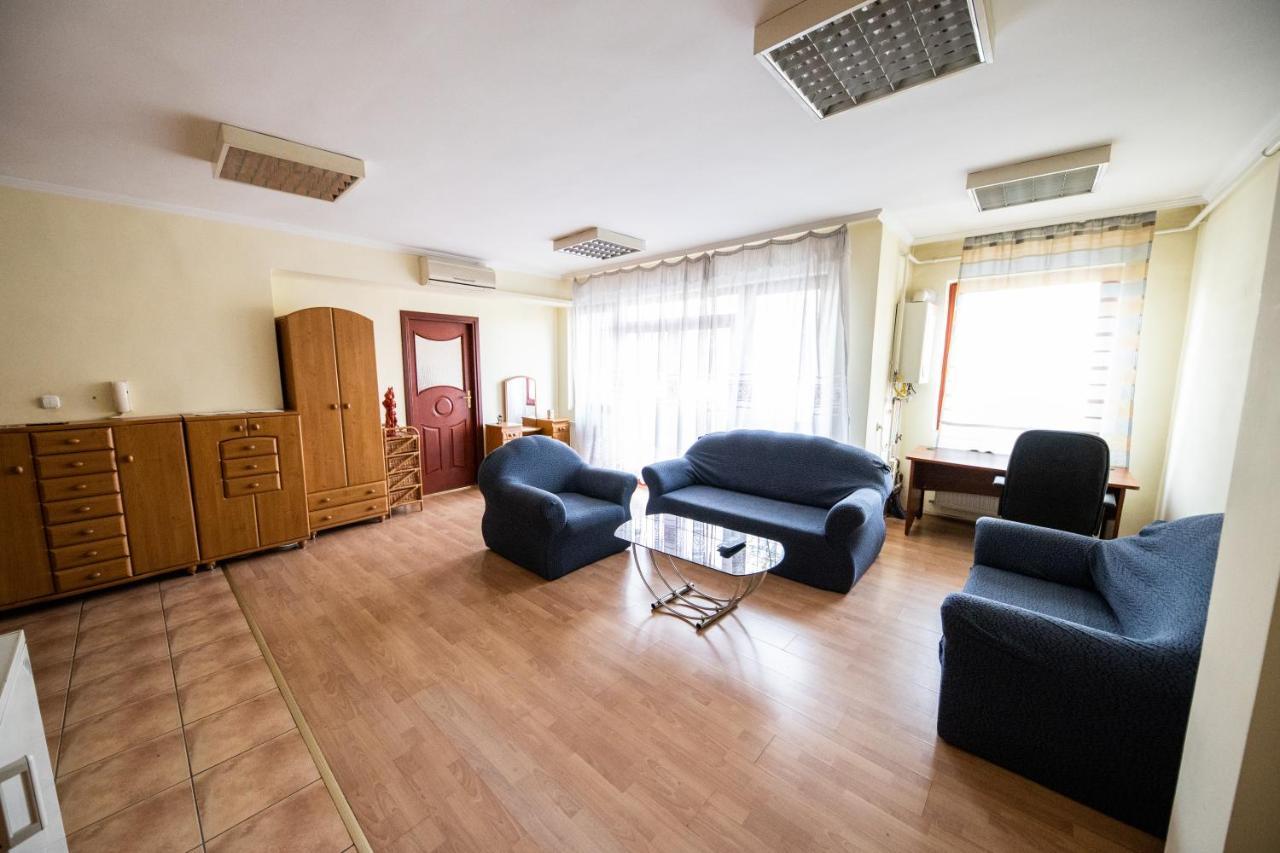Elit Apartman Apartment Debrecen Ngoại thất bức ảnh