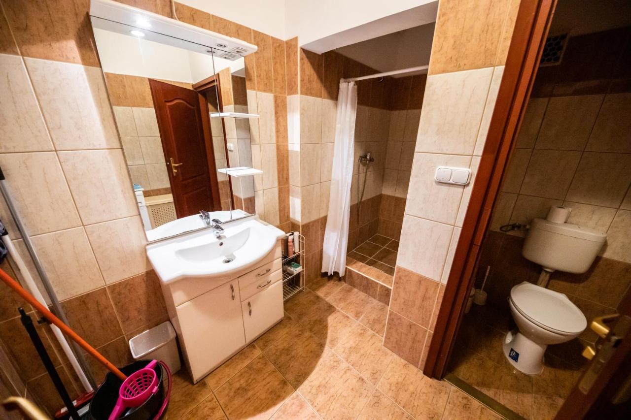 Elit Apartman Apartment Debrecen Ngoại thất bức ảnh